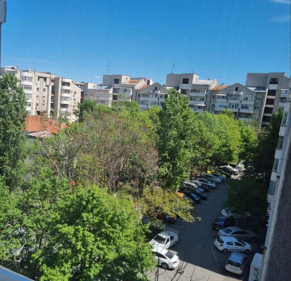Garsoniera Craiova Centru Leilighet Eksteriør bilde
